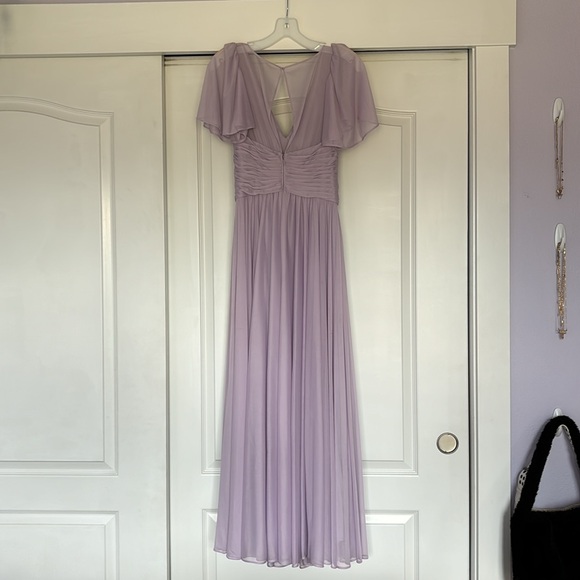 David’s Bridal Flutter Sleeve Crisscross Mesh Prom/Bridesmaid Dress - Picture 4 of 9